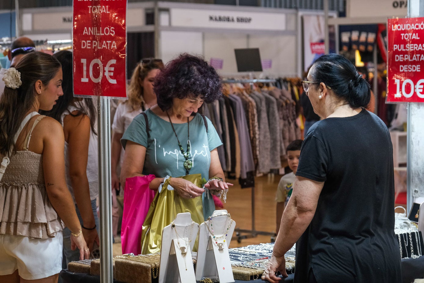 Opnción de probar los productoas antes de comprarlos.