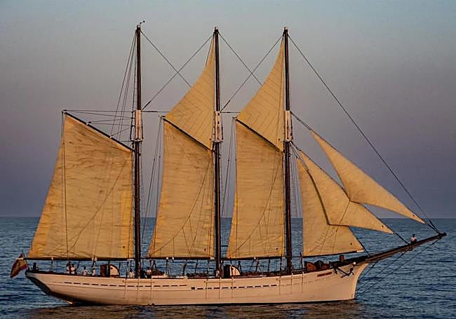 El buque histórico Pascual Flores.