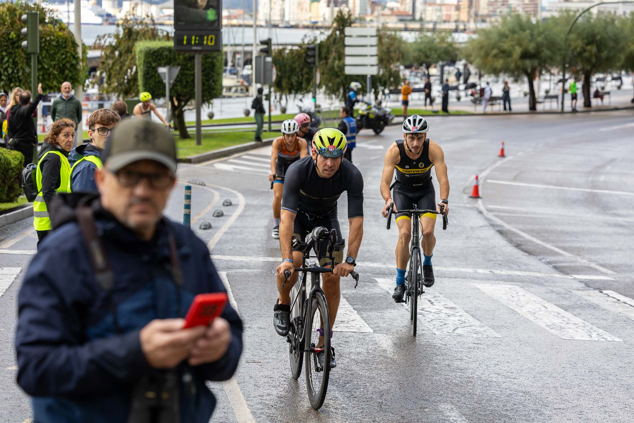 Los ciclistas, en Puertochico.