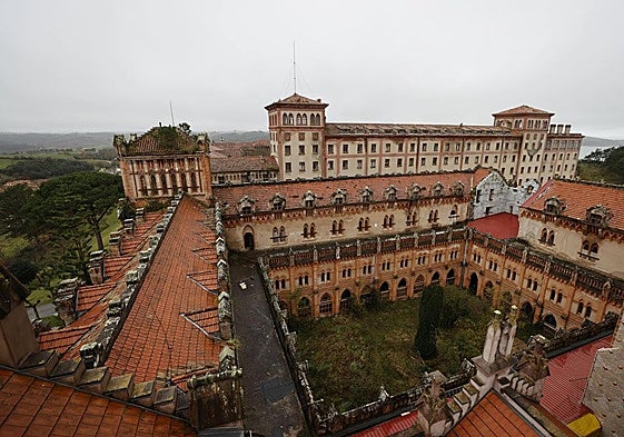 Los edificios de la Universidad Pontificia de Comillas que están pendientes de rehabilitación, donde se desarrolló el rodaje.