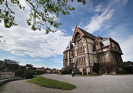 La casa del Duque en Comillas que puede visitarse los sábados de aquí a diciembre.
