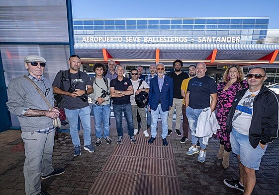 En 2025. Arturo Allende, Daniel Pérez, Víctor Rodríguez, Benito Carriles, Pedro Diego, Alberto Montes, Iñaki de Dios, Manuel Diego, Juan Luis Alonso, David Mazón, Fer Castro, Ángel Zorrilla, Verónica Tazón y Miky Collantes, miembros del grupo (varios de los 'spotters', con su cámara).