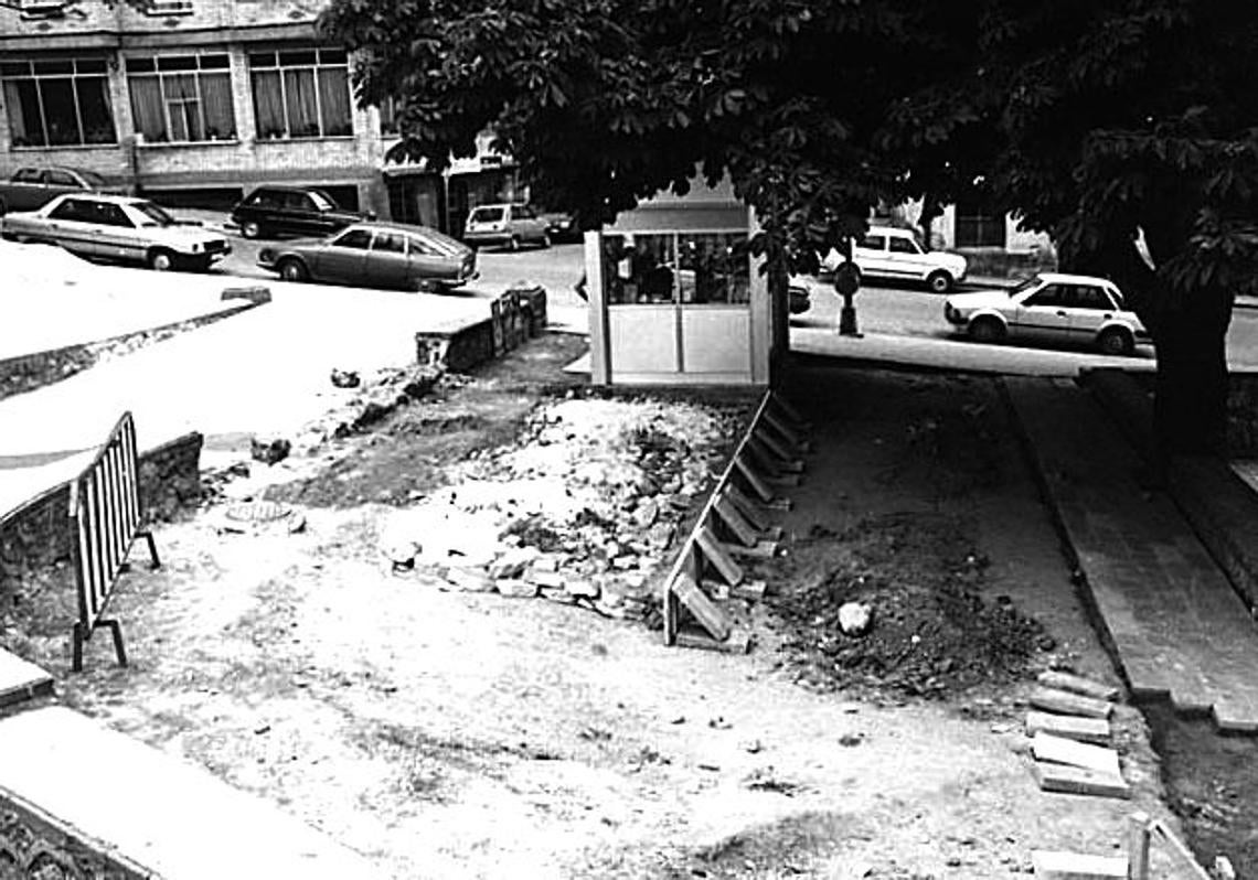 El cubículo junto a la bolera en sus inicios