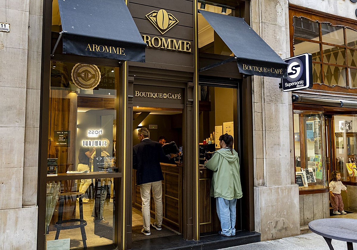 Fachada de esta boutique del café.