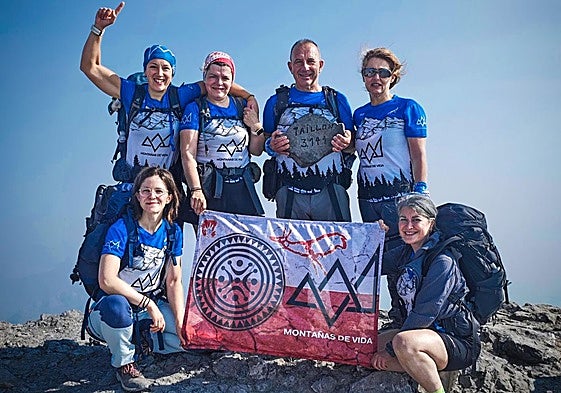 Desde la izquierda (arriba), Sonia, Isabel, Javi y Marta; (abajo) Beatriz y Olga.