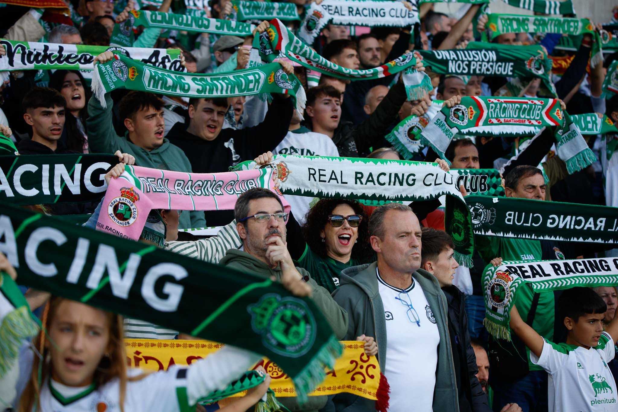 Los racinguistas acudían al El Sardinero con la esperanza de que el Racing disipara sus dudas