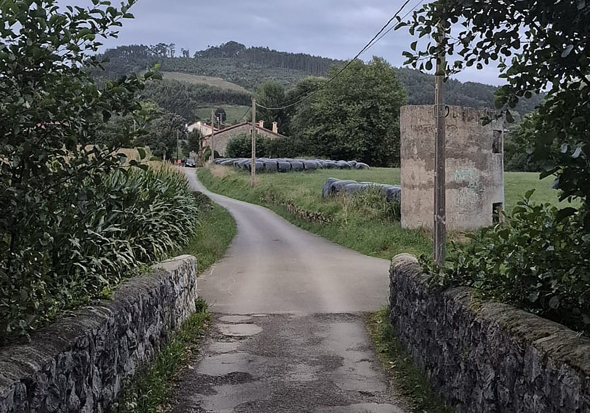 Parcela en la que se quieren construir las piscinas.
