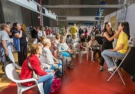 Demostración en vivo de cuidados faciales