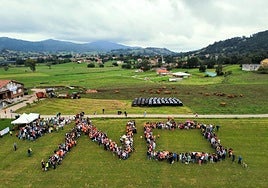 Los grupos contrarios a los proyectos eólicos han realizado diferentes concentraciones para manifestar su oposición
