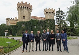 Presentación en Perelada del proyecto a la que asistió el director del FIS, Cosme Marina.