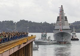 Botadura de la Fragata F-111 días atrás en Ferrol, con aportación de varias empresas cántabras.