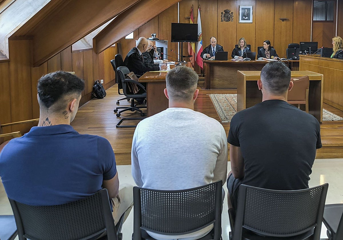 Dos de los tres acusados han sido condenados por la Audiencia Provincial de Cantabria.