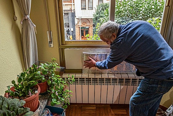 No poder calentar la vivienda es uno de los indicadores que analiza el estudio AROPE