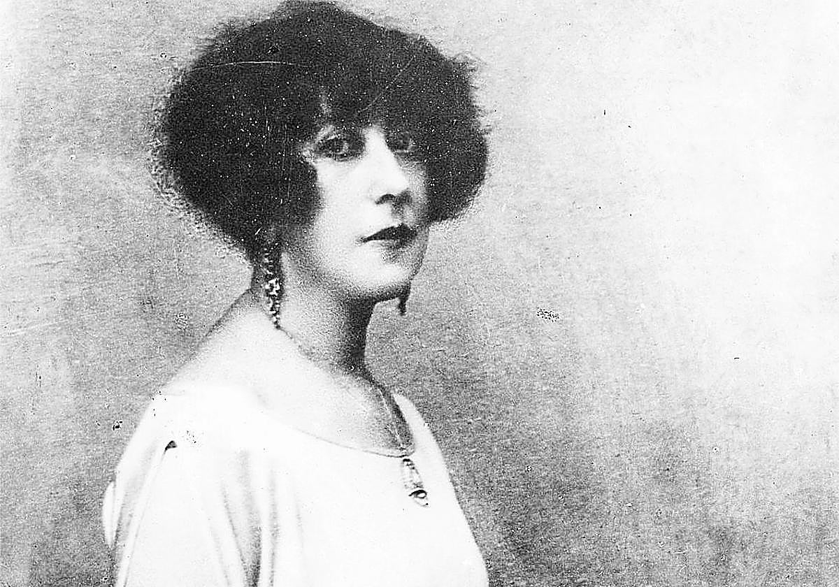 Retrato de Concha Espina, autora de 'La esfinge maragata'. Fue propuesta como candidata al Nobel en tres años consecutivos 1926- 28.
