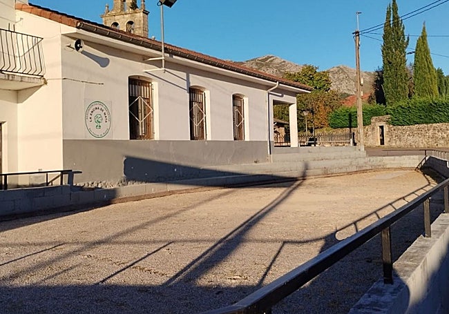 La bolera de Mata ya lleva el nombre de Pancho Castillo.