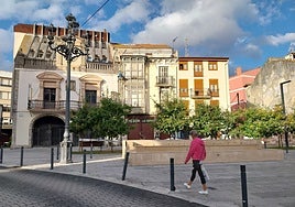 Plaza de la villa de Santoña.