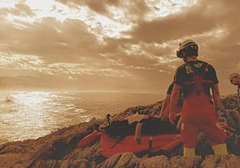 Herido un pescador tras caer por una zona de acantilados de San Vicente