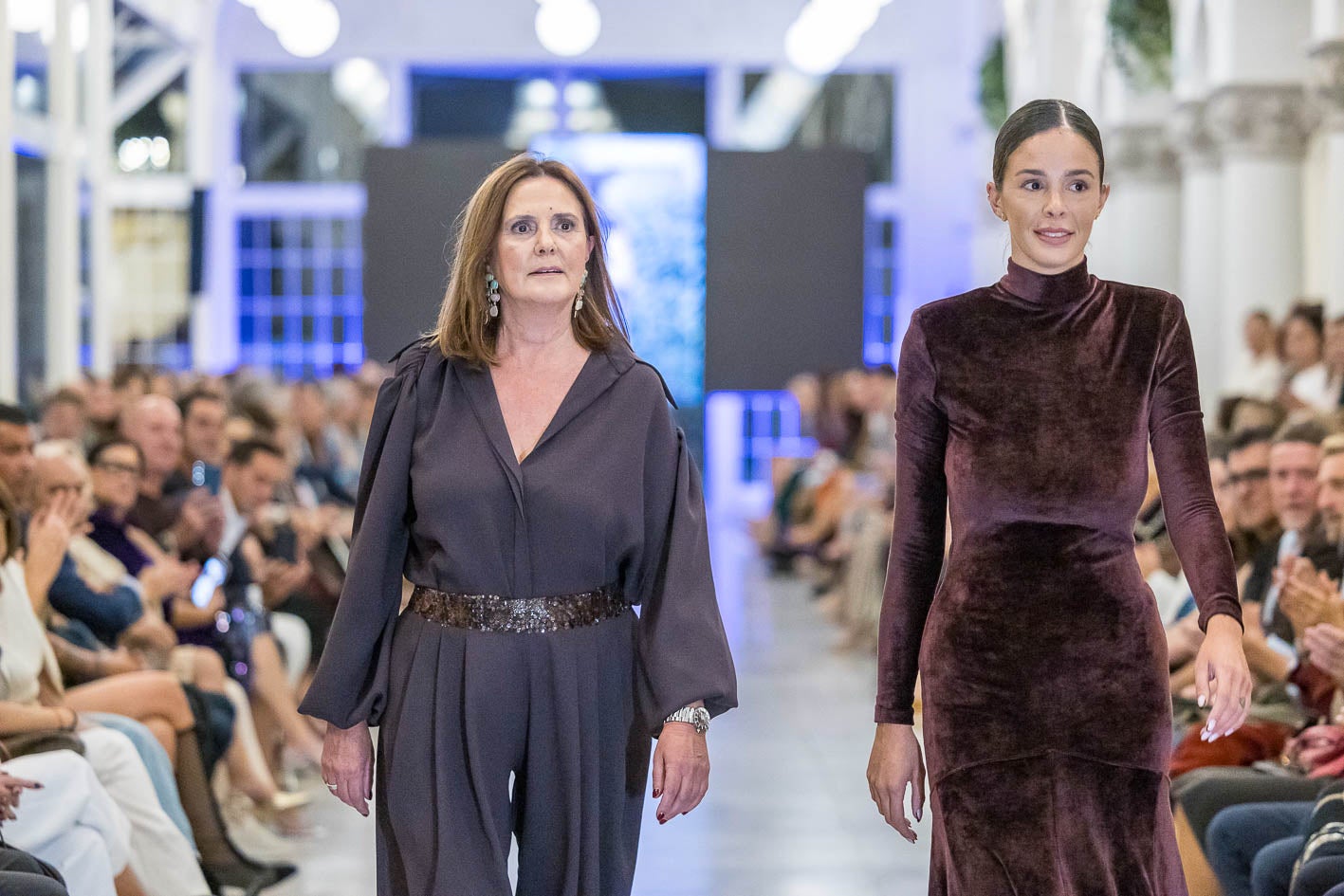 La empresaria Maje Aguilar y su hija María Lastra.