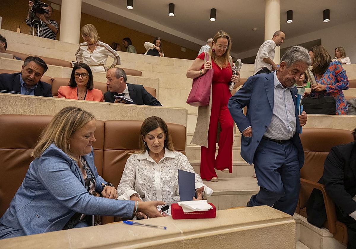 Buruaga y Revilla, en el Parlamento.