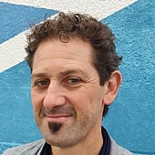 Imagen - «Grupo Gomur continúa apoyando la iniciativa STARTinnova, ya que representa un valioso nexo de unión entre empresa, estudiantes, emprendimiento e innovación. Los jóvenes que participan en este programa tienen la oportunidad de conocer de cerca las empresas de su entorno, sus necesidades, su forma de trabajar y sus expectativas. Toda sociedad que aspire a mantener su estado de bienestar necesita personas emprendedoras e innovadoras, capaces de generar valor y de devolver ese valor a la comunidad en la que se desarrollan. Programas como STARTinnova favorecen el encuentro entre personas de ámbitos muy diversos, con ideas y culturas distintas, que se enriquecen mutuamente», explica Gómez.