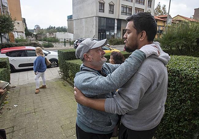 Juan Carlos y Johan Samuel al encoentrarse