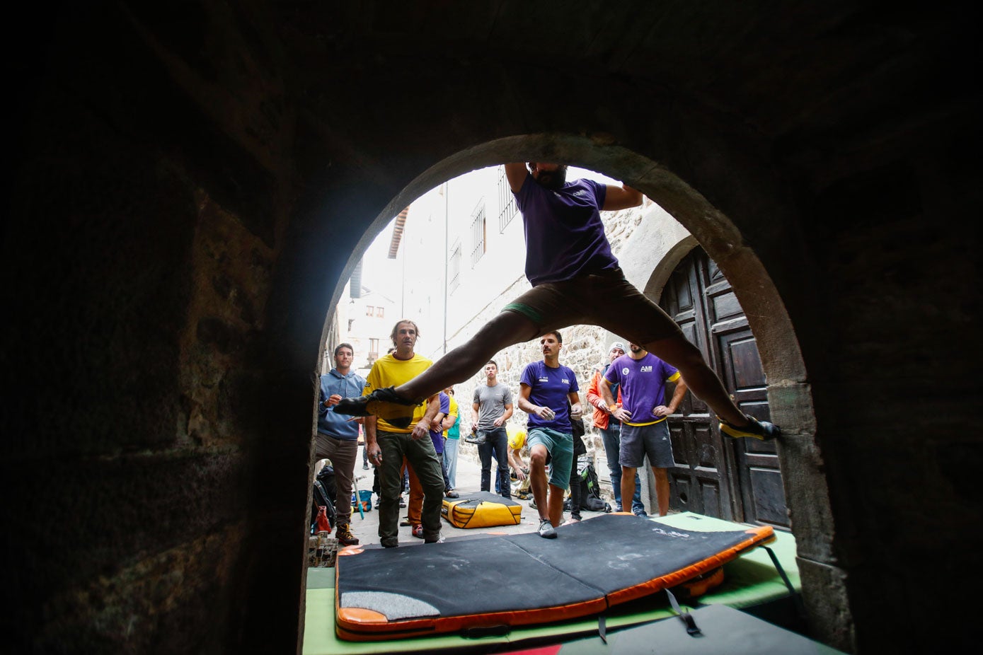 Un pequeño arco sirve para dibujar una estampa de lo más espectacular.