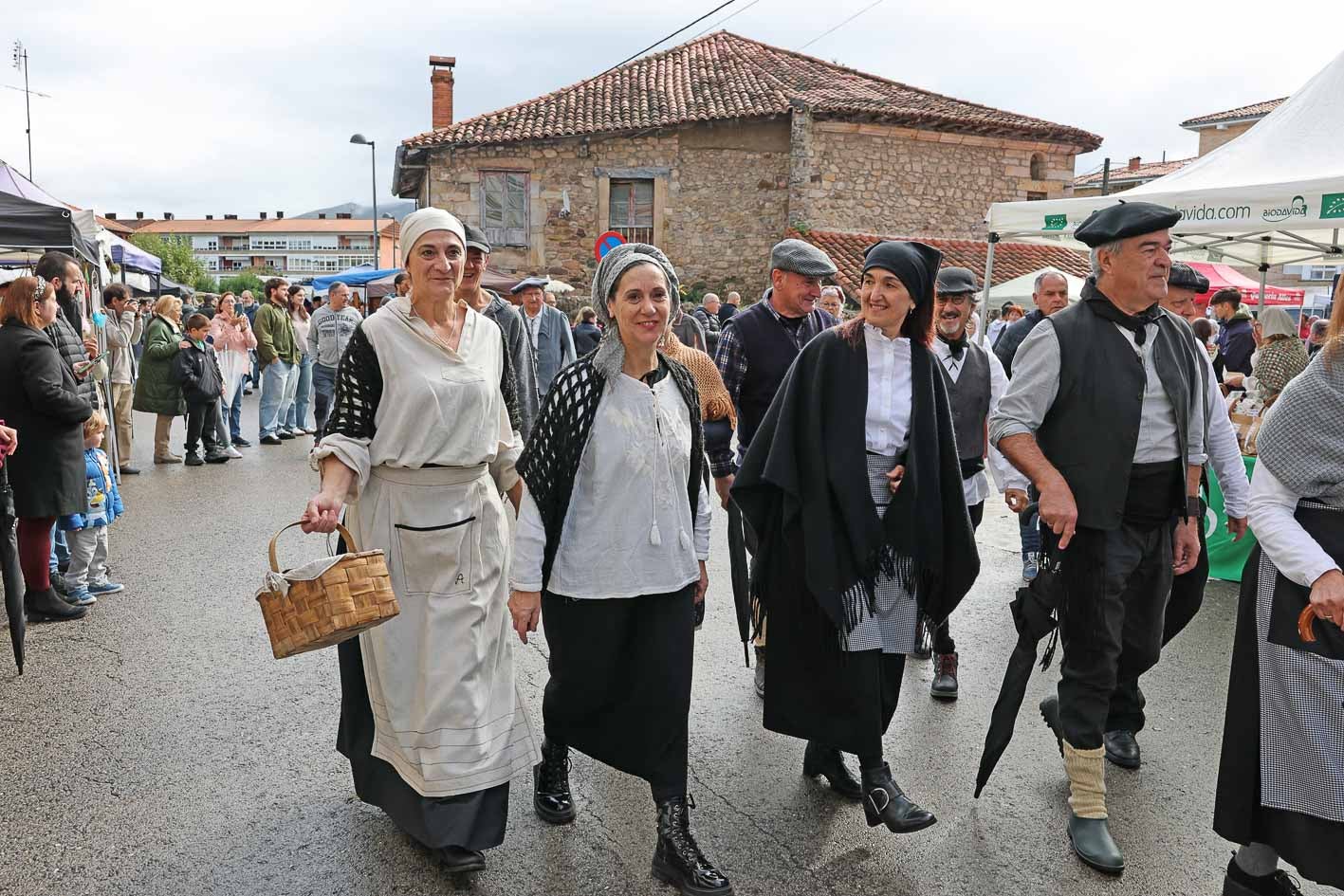 Otro de los grupos que participaron en el desfile por la mañana