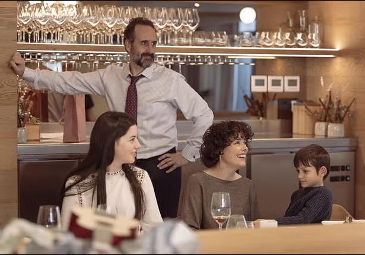 Blanca Soroa y Patricia López Arnaiz, en 'Los domingos'.