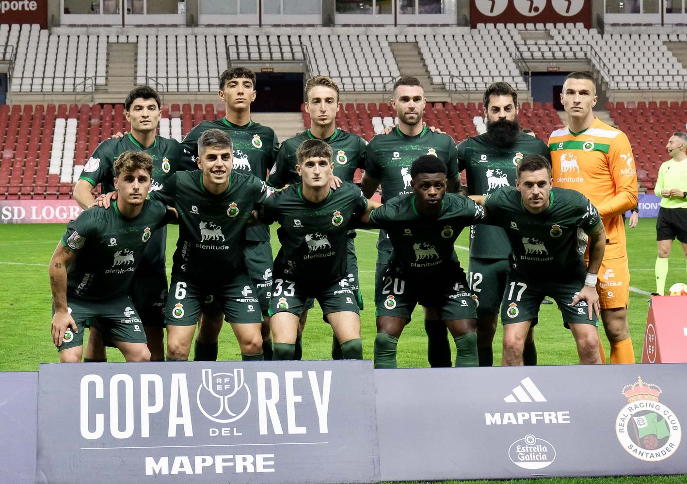 El once del Racing que saltó de inicio al césped de Las Gaunas.