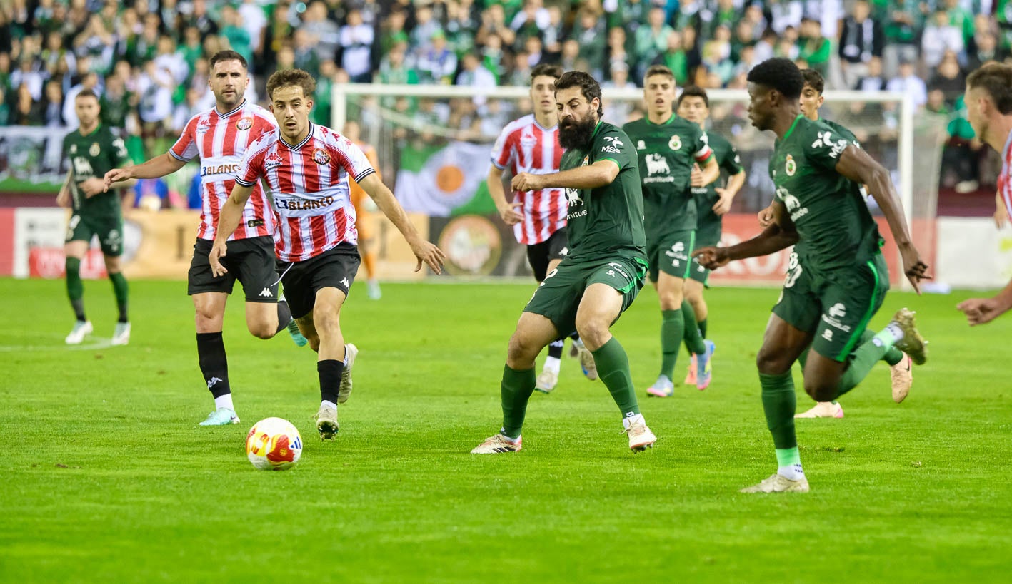 V⁮illalibre filtra un pase para Suleiman.