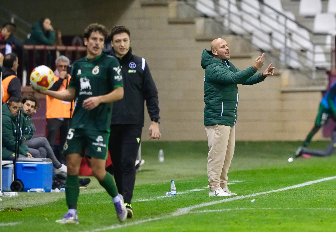 Las imágenes del partido de Copa entre el SD Logroñés y el Racing