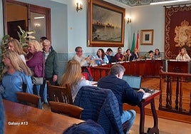 Una protesta vecinal obliga a suspender el pleno de Castro Urdiales