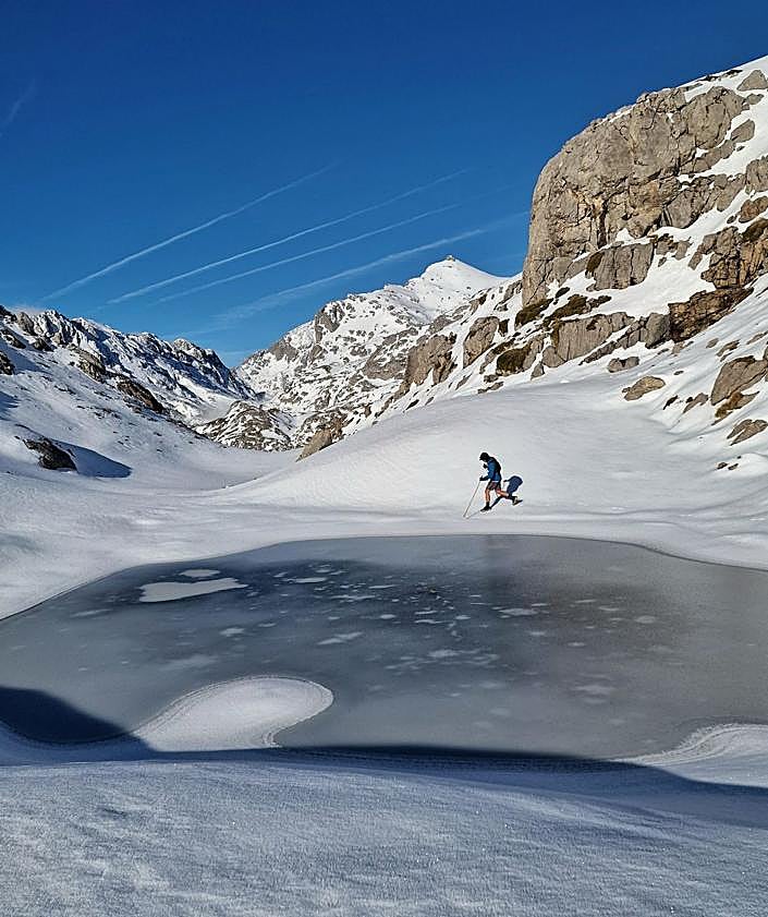 Imagen secundaria 2 - Javi Torcida, el cántabro que entrena entre los Picos de Europa y El Sardinero para cruzar el desierto de Omán