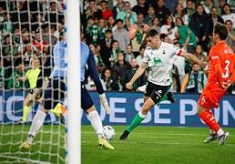 Las imágenes del encuentro entre el Racing y la Real Sociedad B