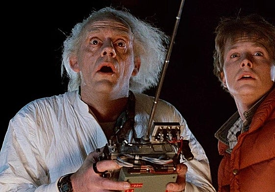 Christopher Lloyd y Michael J. Fox en 'Regreso al futuro'.