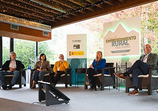 Enrique Molleda, Lucía Ortiz, Jesús Maestegui, Amparo Salmón y Pablo Alonso.