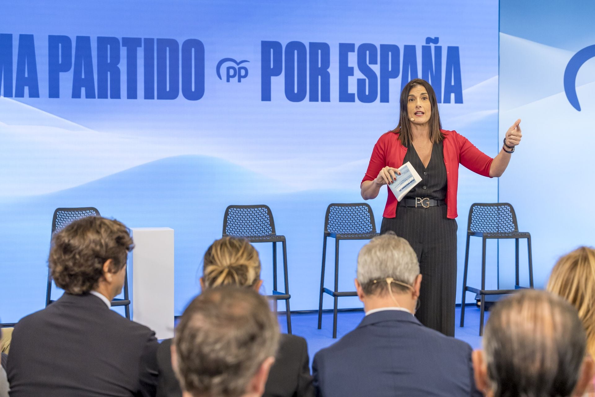 La alcaldesa, Gema Igual, durante su intervención.