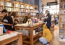 Interior de la librería La Vorágine, una de las participantes en la celebración colectiva.