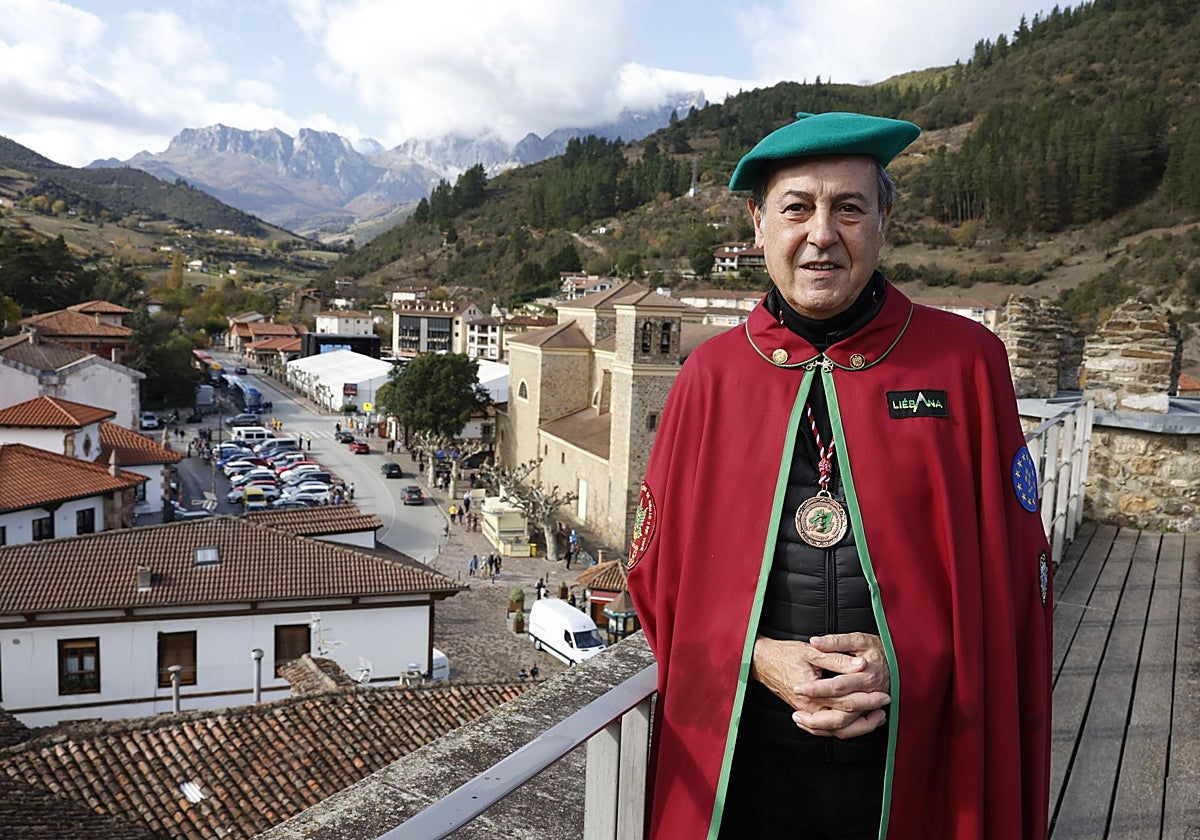 La bienvenida del día grande de la Fiesta del Orujo