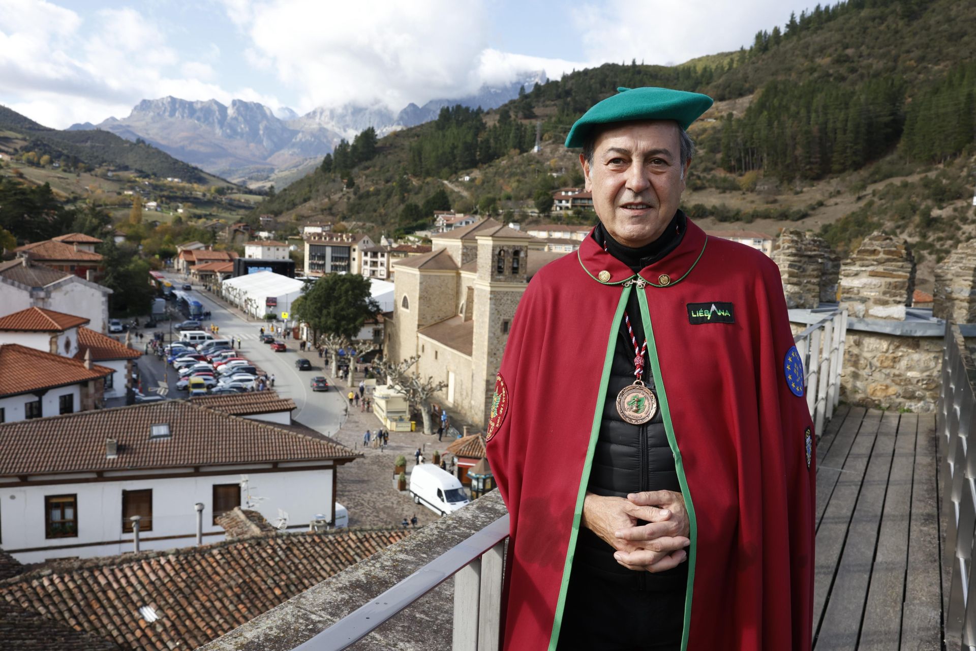 El Orujero Mayor en lo alto de la Torre del Infantado.