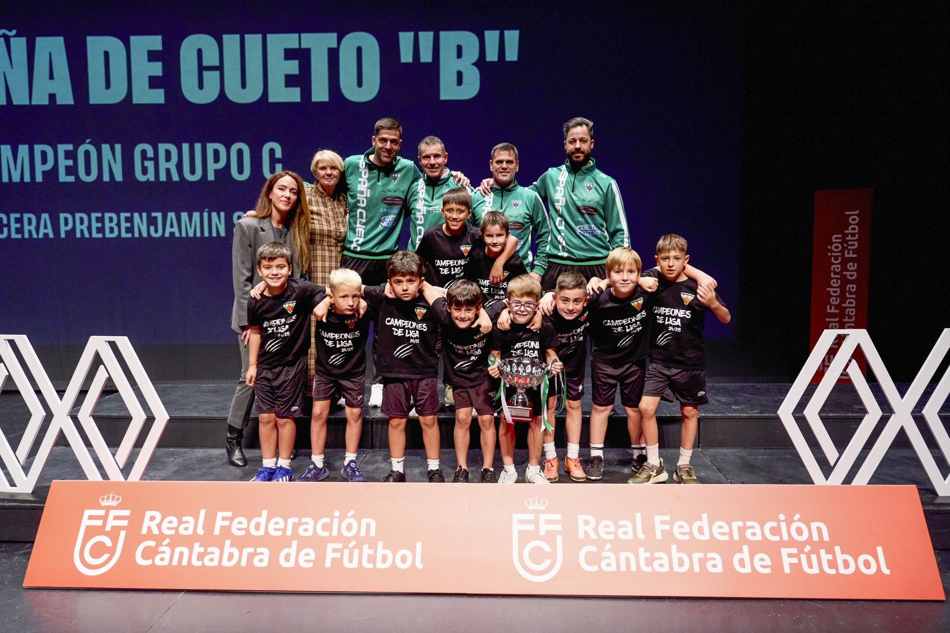 Atlético España de Cueto B, campeón de Tercera prebenjamín