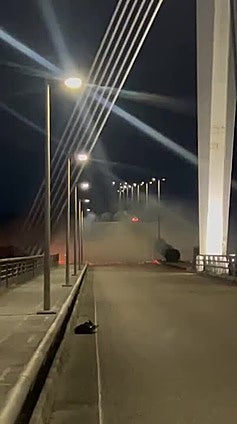Incendio en el puente de la S-20