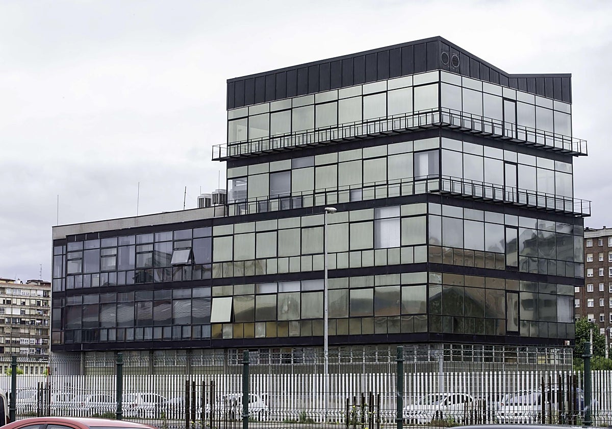 Edificio Sotoliva en el Barrio Pesquero, cuyas cámaras desmontaron la denuncia por falso acoso presentada por una trabajadora del Puerto.