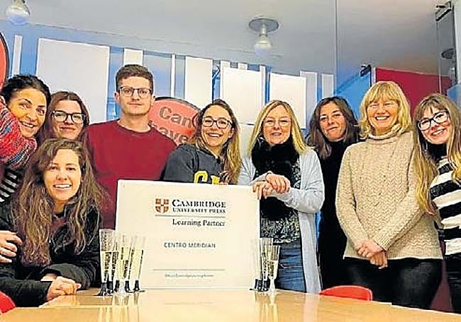 Equipo de profesores de la academia