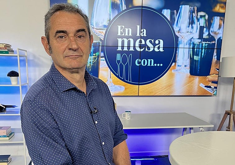 Javier Gómez Iruretagoyena: «La leche es el alimento más controlado que existe»