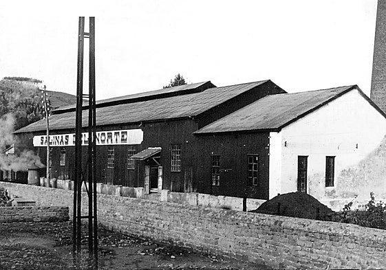 Antiguas instalaciones de Salinas del Norte en Cabezón de la Sal.