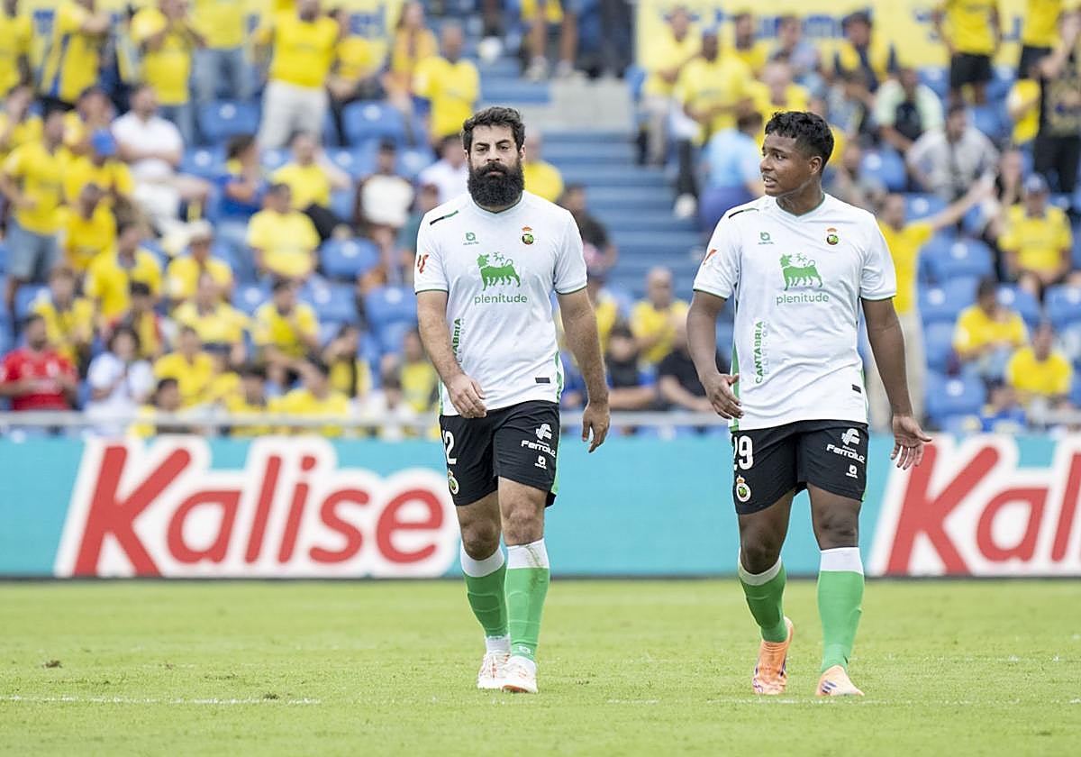 Villalibre y Jeremy compiten tanto por el Pichichi de Segunda como por el 'nueve' del Racing