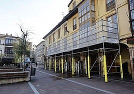 Obras en la plaza Baldomero Iglesias.