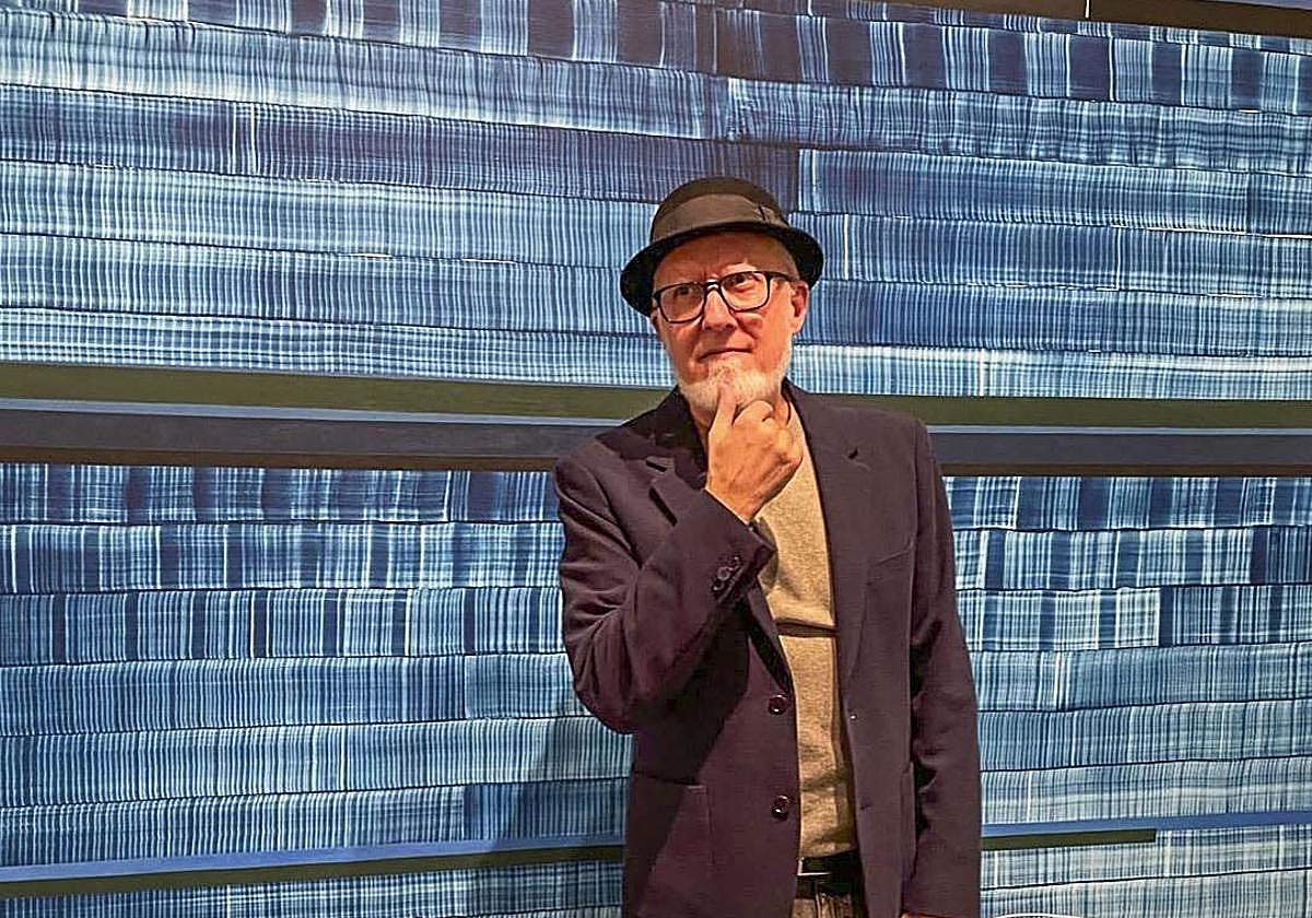 Juan Uslé en la tarde de ayer durante la presentación de la muestra