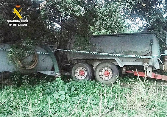 Imagen de los remolques recuperados.